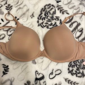 Victoria’s secret bra